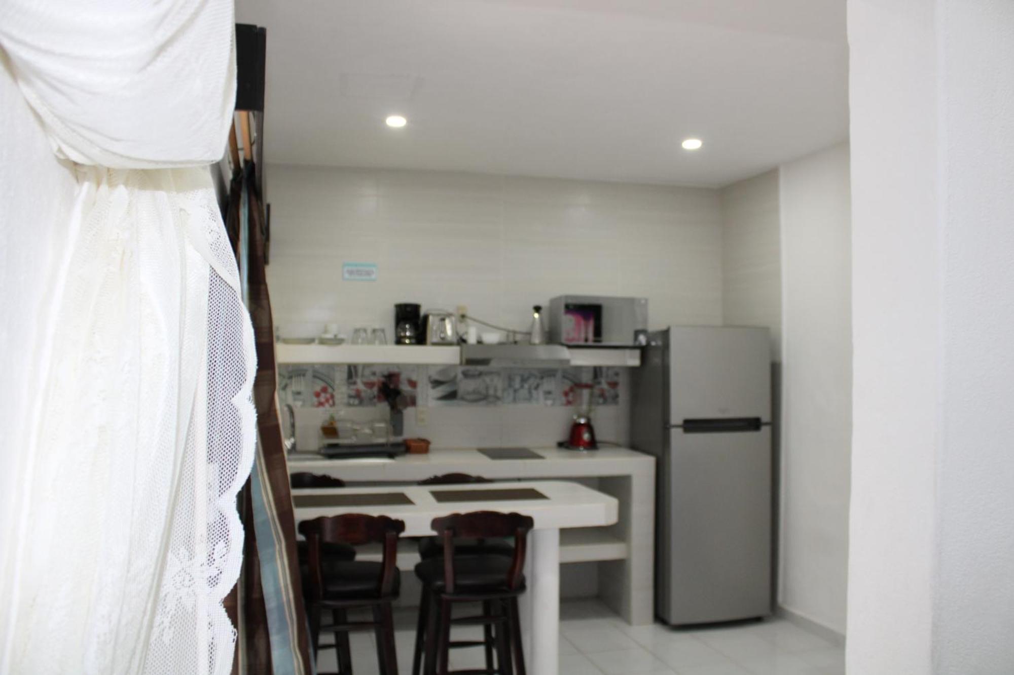 Hotel & Suites Vayor San Patricio Melaque Oda fotoğraf